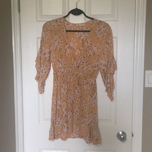 Billabong floral dress